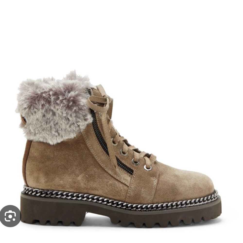 Vince Camuto bootie